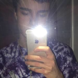 Meet your Posher, Mitchell